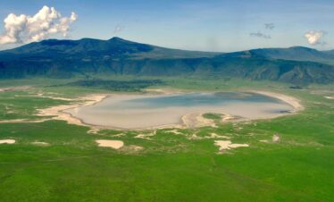 ngorongoro crater weather
