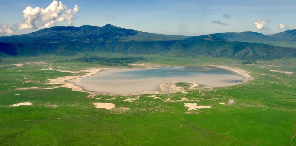 ngorongoro crater weather
